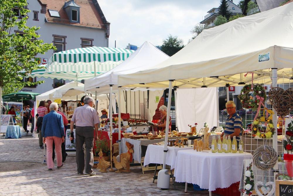 Am 28. Juni lädt Bad Herrenalb zum Naturparkmarkt ein (Unterhaltung / Freizeit | Bad Herrenalb)