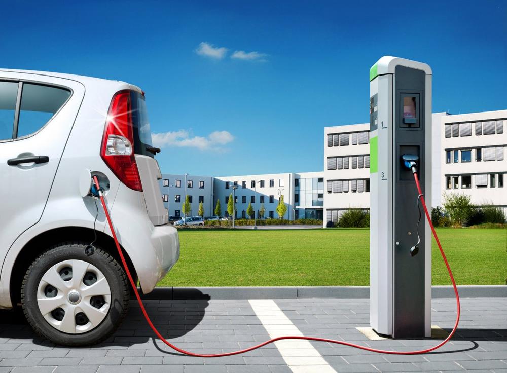 Elektroladesäulen – Wohnungswirtschaft und Arbeitsstätten (Webinar | Online)